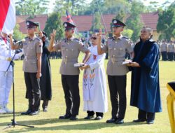 Kapolda Jateng Pimpin Penutupan Diktukba Polri, 726 siswa dilantik Menjadi Anggota Polri di SPN Purwokerto