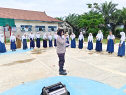 Di SMP 2 Menthobi Raya, Satbinmas Polres Lamandau Beri Edukasi Pelajar