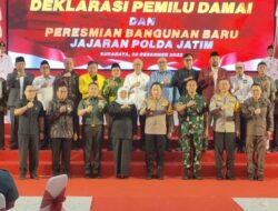 Kapolri Hadiri Deklarasi Pemilu Damai Forkopimda Jatim di Surabaya