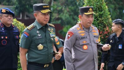 Panglima TNI-Kapolri Kunjungan Kerja ke Papua, Terima Laporan Situasi Terkini