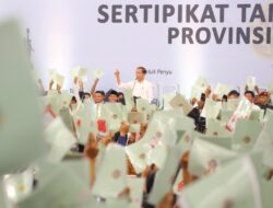 Presiden dan Menteri ATR/BPN Bagikan 2.000 Sertifikat PTSL di Cilacap