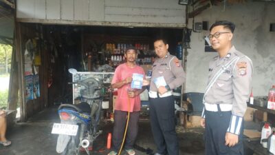 Kunjungi Bengkel Motor, Personel OMB Telabang 2024 Sosialisasikan Larangan Penggunaan Knalpot Racing