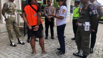 Penertiban Pak Ogah, Satlantas Polresta Pati Dampingi Satpol-PP dan Dishub