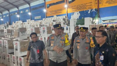 Wakapolda Kalteng Cek Langsung Keamanan Di Gudang Logistik KPU Kapuas
