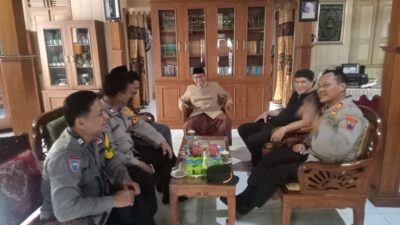 Kegiatan Musyawarah: Yayasan SMK Manahijul Huda Respons Tuntutan Siswa
