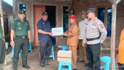 Wakapolsek Dukuhseti Pimpin Kerja Bakti Pasca Angin Kencang: Soliditas Antara Polri, TNI, dan Masyarakat