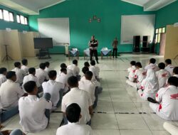 Sosialisasikan Larangan Knalpot Brong, Polsek Cluwak Sasar Pelajar SMK N 1