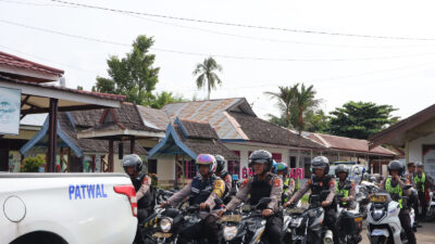 600 Paket Sembako dari Kapolda Kalteng Untuk Warga Dilepas Kapolres Barsel