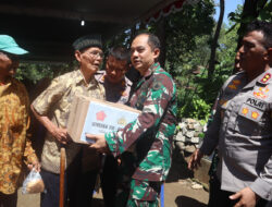 TNI Polri di Sukoharjo Cooling System Jelang Pemilu Damai Melalui Baksos dan Bakkes