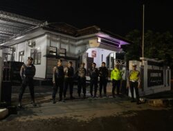 Personel Satgas Kamseltibcar Siaga di Ruas Jalan Penting Menuju Pusat Pemilu