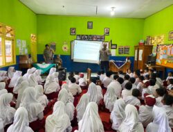 Edukasi Dampak Buruk Perundungan, Polsek Bandar Sambang SDN 1 Kluwih