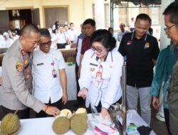 Kontes Durian di Lamandau Promosikan Durian Lokal