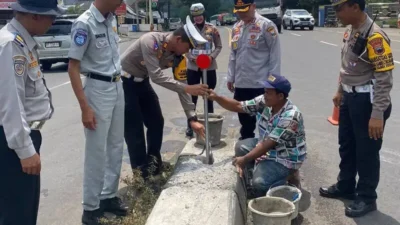 Exit Tol Bawen Semarang Dipasangi Mata Kucing untuk Cegah Kecelakaan Maut