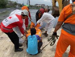 Mayat Pria Berkaus Bawaslu Ditemukan di Pengolahan Tinja Semarang