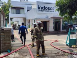 Kebakaran Gedung Pemancar Indosat Semarang