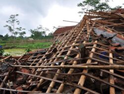 Puluhan Rumah Rusak Usai Diterjang Angin Kencang di Karanganyar Jateng