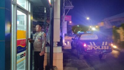 Rutinitas Patroli BLP Dinihari Polsek Kragan Rembang ke Mesin ATM Hindari Kejahatan