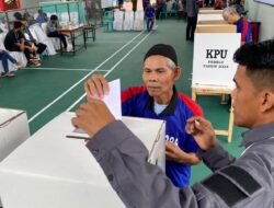 Pemilu 2024, Ratusan Warga Binaan Lapas Batang Antusias Salurkan Hak Pilih di TPS Khusus