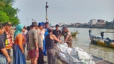 Seorang Pria di Semarang Ditemukan Meninggal Mengambang di Tengah Laut