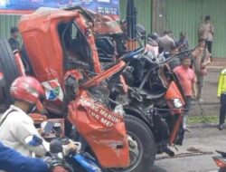 Kecelakaan di Ungaran Semarang,Truk Tanki Pertamina Melintang Jalan Bikin Macet Total