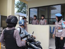Siapkan Pengamanan Jelang Pemilu Polwan Polres Sukoharjo Simulasikan Penjagaan Mako