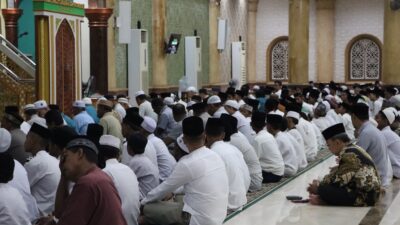 Masyarakat Aceh Barat Sholat dan Sujud Syukur atas Kemenangan Prabowo-Gibran 1 Putaran