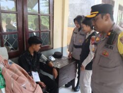 Tim Dokkes Polres Lamandau Cek Kesehatan Personel PAM TPS & KPPS