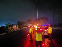 Hindari Balap Liar, Blue Light Patrol Satlantas Polresta Pati Sisir Jalanan di Malam Minggu