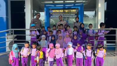 Program Polisi Sahabat Anak, Satlantas Polresta Pati Terima Kunjungan Murid TK Baiturrahim