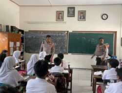 Sosialisasi Serta Edukasi Tertib Berlalu Lintas, Sat Lantas Polres Rembang Sambangi SD N 2 Leteh