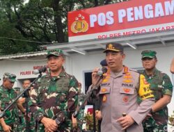 Panglima TNI dan Kapolri Cek TPS Pemilu, Pastikan Pencoblosan Aman