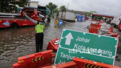Semarang Diguyur Hujan Lebat Seharian, Sejumlah Daerah Tergenang Banjir
