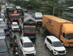 Hujan Deras, Jalan Sepanjang Exit Tol Kaligawe hingga RSI Sultan Agung Semarang Terendam Banjir, Begini Kondisinya
