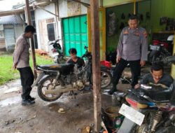 Anggota Polsek Bulu Beri Himbauan Larangan Knalpot Bising di Bengkel