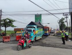 Pantura Demak Lumpuh, Semarang-Kudus Dialihkan Jalur Alternatif Jepara