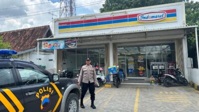 Polsek Sale Aktif Gelar Patroli Pusat Perbelanjaan Modern dan Tradisional saat Ramadhan