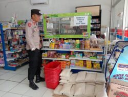 Sambang Pasar, Personil Polsek Pancur Monitoring Sembako