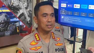 Polrestabes Semarang Beri Kenaikan Pangkat Bagi Personel yang Gugur Kawal Pemilu