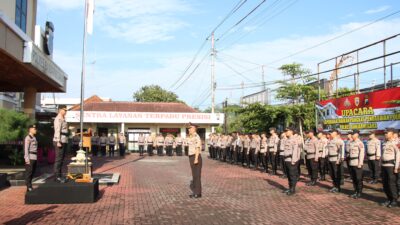 Kapolres Banjarnegara Pimpin Upacara Corps Raport Periode Maret 2024