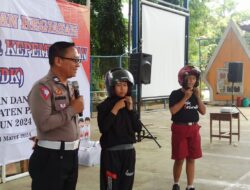 Unit Kamsel Sat Lantas Polresta Pati Gelar Pelatihan Dasar Kepemimpinan Siswa di SMP N 3 Pati