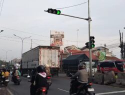 Minimalisir Laka Lantas, Traffic Light Depan Pasar Batang Terpasang