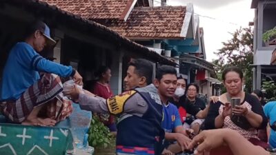 Aksi Kemanusiaan di Juwana: Bantuan Nasi Bungkus untuk Korban Banjir dari Komunitas dan Instansi Terkait