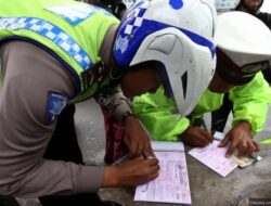 Adakan Operasi Pasar Murah di Semarang, Kendalikan Harga Pangan