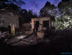 Satu Rumah Warga di Susukan Semarang Terbakar saat Ditinggal Tarawih
