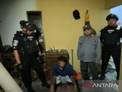 Polisi Surakarta tangkap tiga pelaku diduga pemakai sabu-sabu