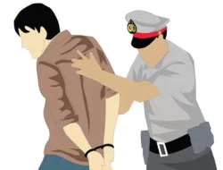 Mantan Anggota DPRD Pati Bersama Tiga Temannya Ditangkap Polisi di Kediamannya