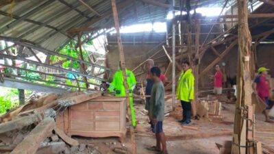 Dihantam Gelombang, 46 Rumah Rusak dan 15 Perahu Rusak di Jepara