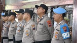 Personil Polres Banjarnegara Lakukan Pengamanan Demonstrasi Publik