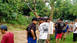 Tim SAR Banyuwangi Lakukan Pencarian Pemotor yang Nyemplung ke Sungai