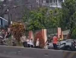 Toyota Calya Tabrak lima Motor di Jalan Soekarno-Hatta Semarang